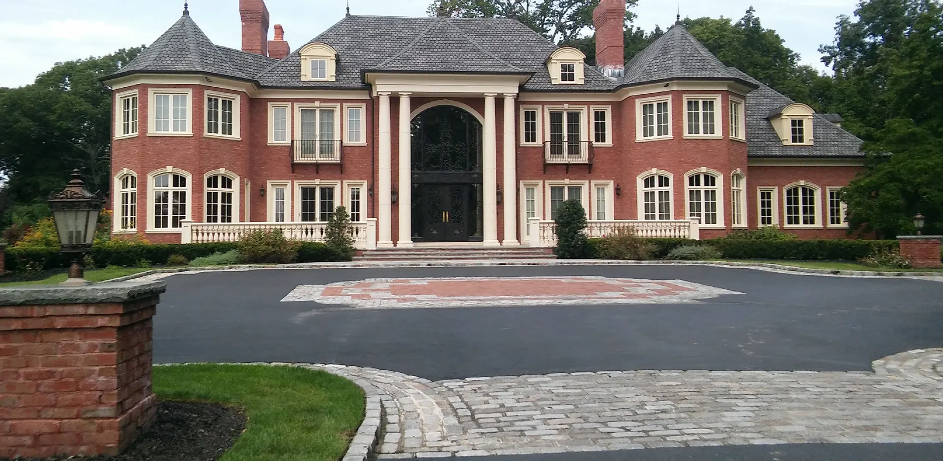 Asphalt Driveway With Paver Apron